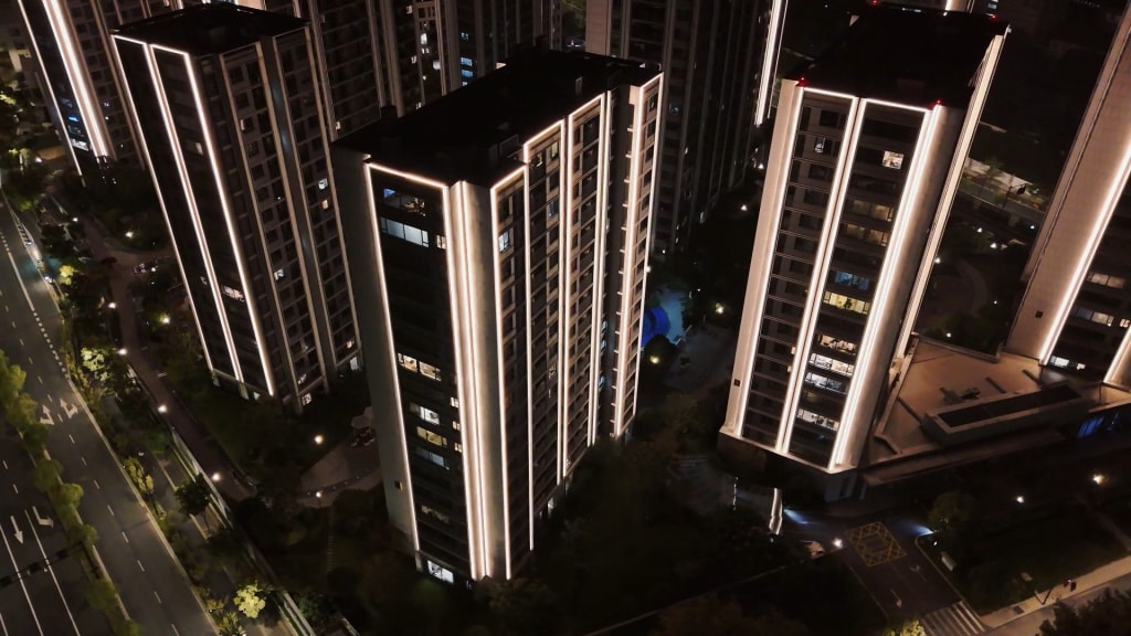 小區(qū)樓體亮化.jpg 小區(qū)樓體亮化.jpg