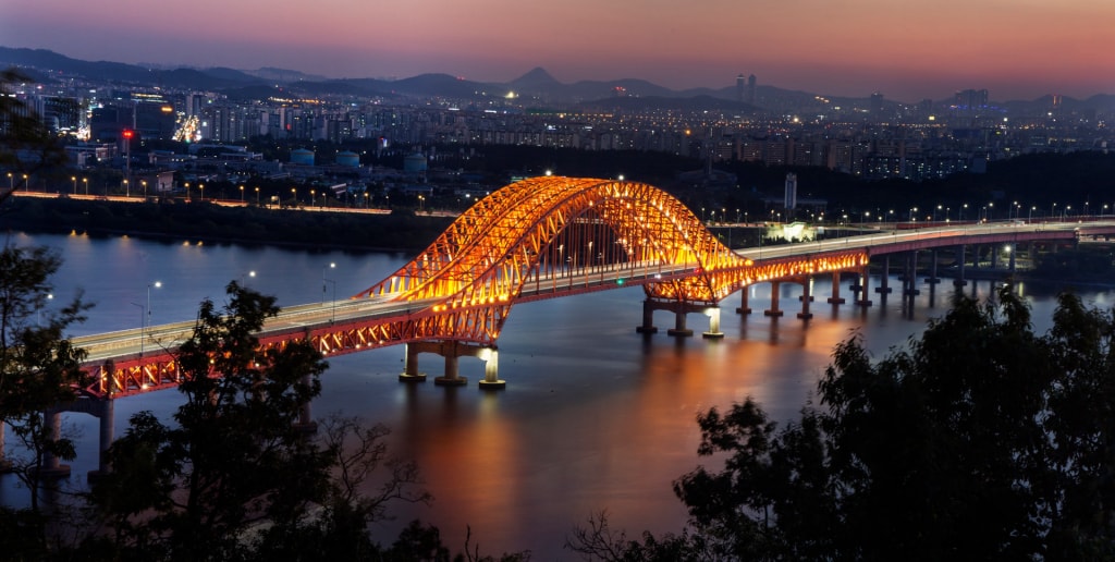 橋梁夜景亮化.jpg 橋梁夜景亮化.jpg